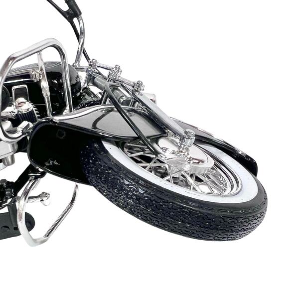 Guiloy 1948 Indian Chief Motorcycle 1/10 Scale Diecast Model Bike Black Chrome - Picture 15 of 16